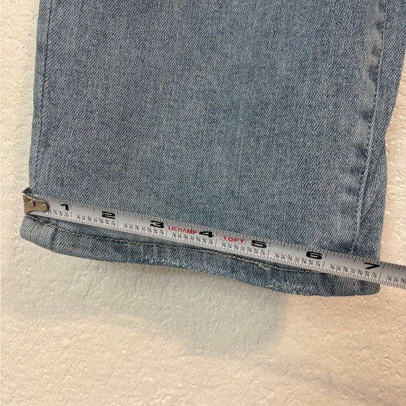 Risen High Rise Distressed Straight Leg Denim Blue Jeans Size 15 Waist 32 - Picture 4 of 7